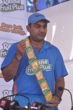 Virender Sehwag launches rasna in Mumbai on 10th March 2012 (72).JPG